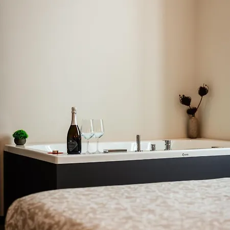 Maison Giulietta E Con Parcheggio Privato Апартаменты