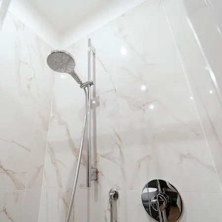 Апартаменты Maison Giulietta E Con Parcheggio Privato