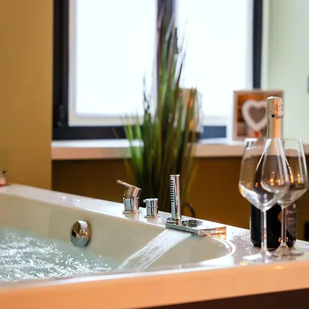 Appartement Marylin's Suite&spa Con Parcheggio Privato Côme