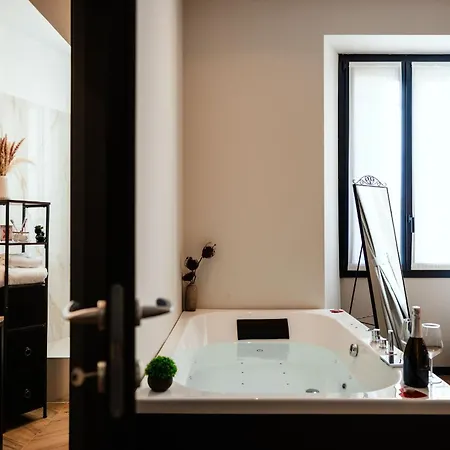 Maison Giulietta E Con Parcheggio Privato Apartamento *