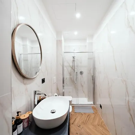 Apartamento Maison Giulietta E Con Parcheggio Privato Como