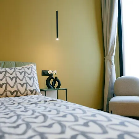 Apartamento Maison Giulietta E Con Parcheggio Privato Como